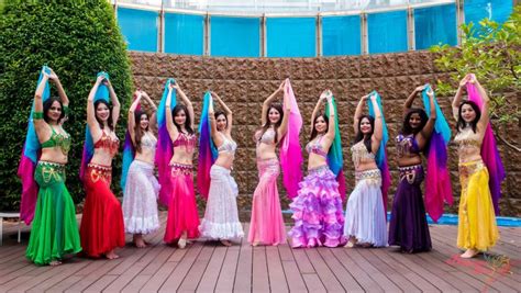 belly dancers|Dancing Queens: The Top 10 Most Famous Belly Dancers